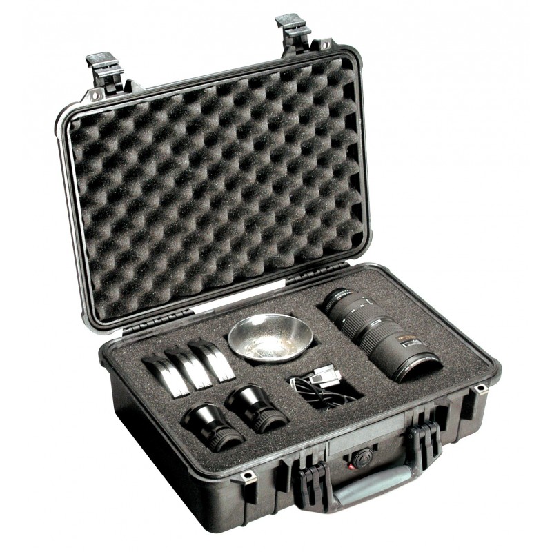 PELICAN 1500 Medium Case (With Foam) Silver CLOSEOUT