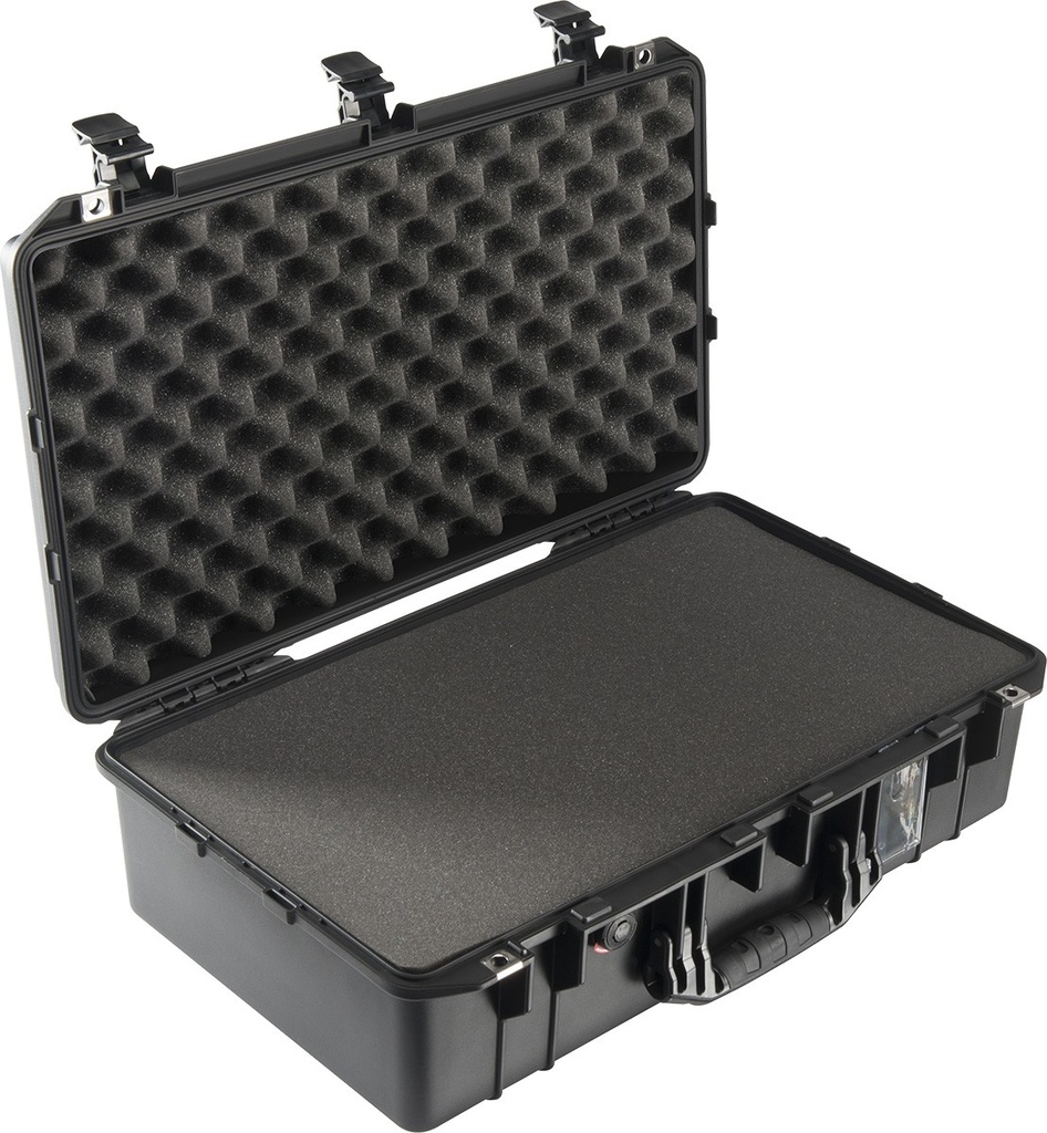 [015550-0000-110] PELICAN 1555Air (With Foam) Black CLOSEOUT