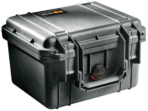 [1300-001-110] PELICAN 1300NF Small Case (No Foam) Black CLOSEOUT